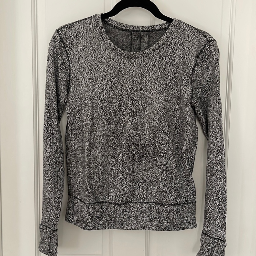 Lululemon sweatshirt